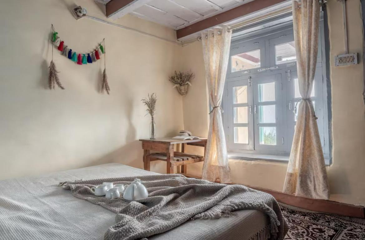 Mountain Eyrie Hotel Banjar Bagian luar foto