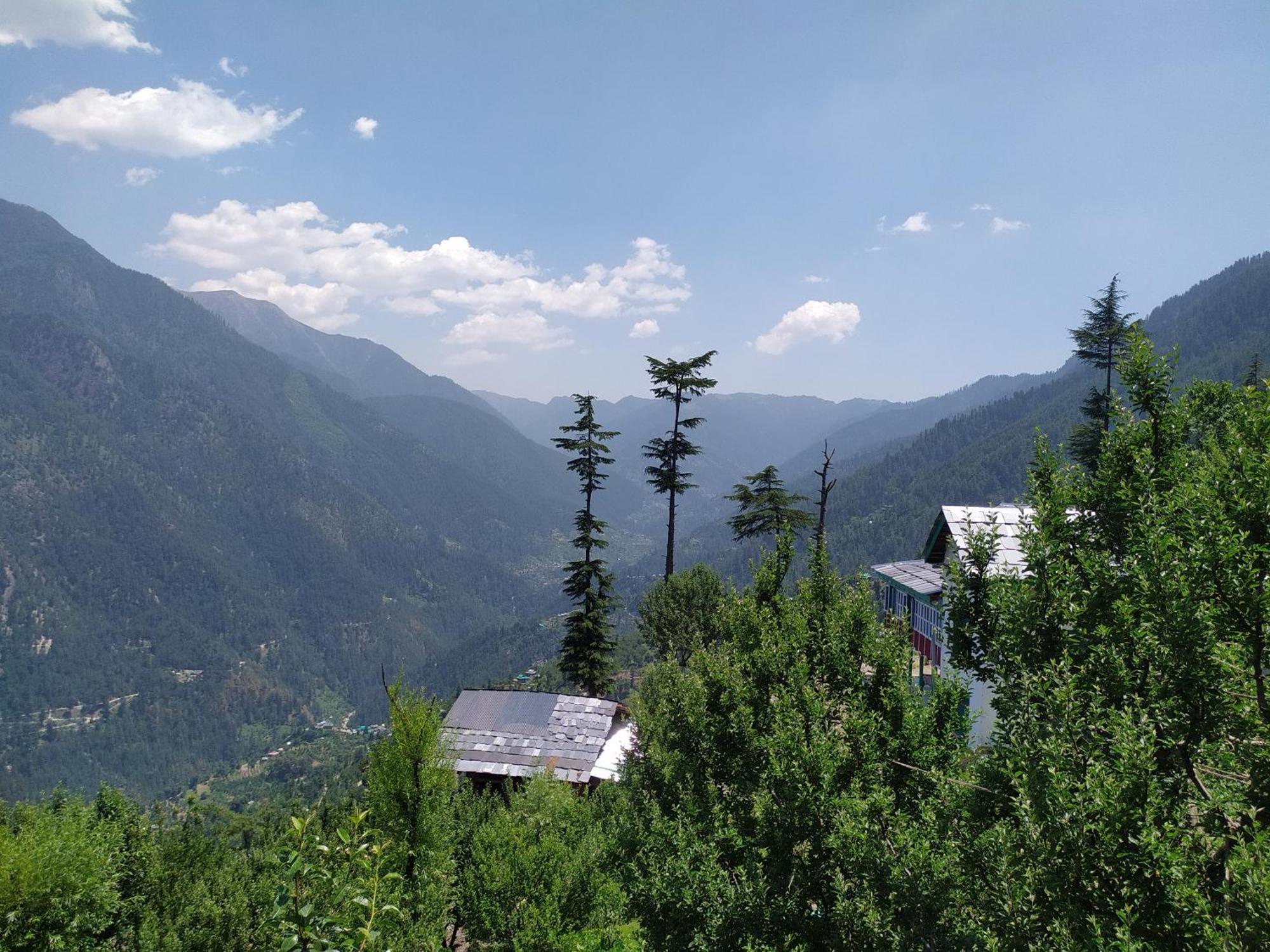 Mountain Eyrie Hotel Banjar Bagian luar foto