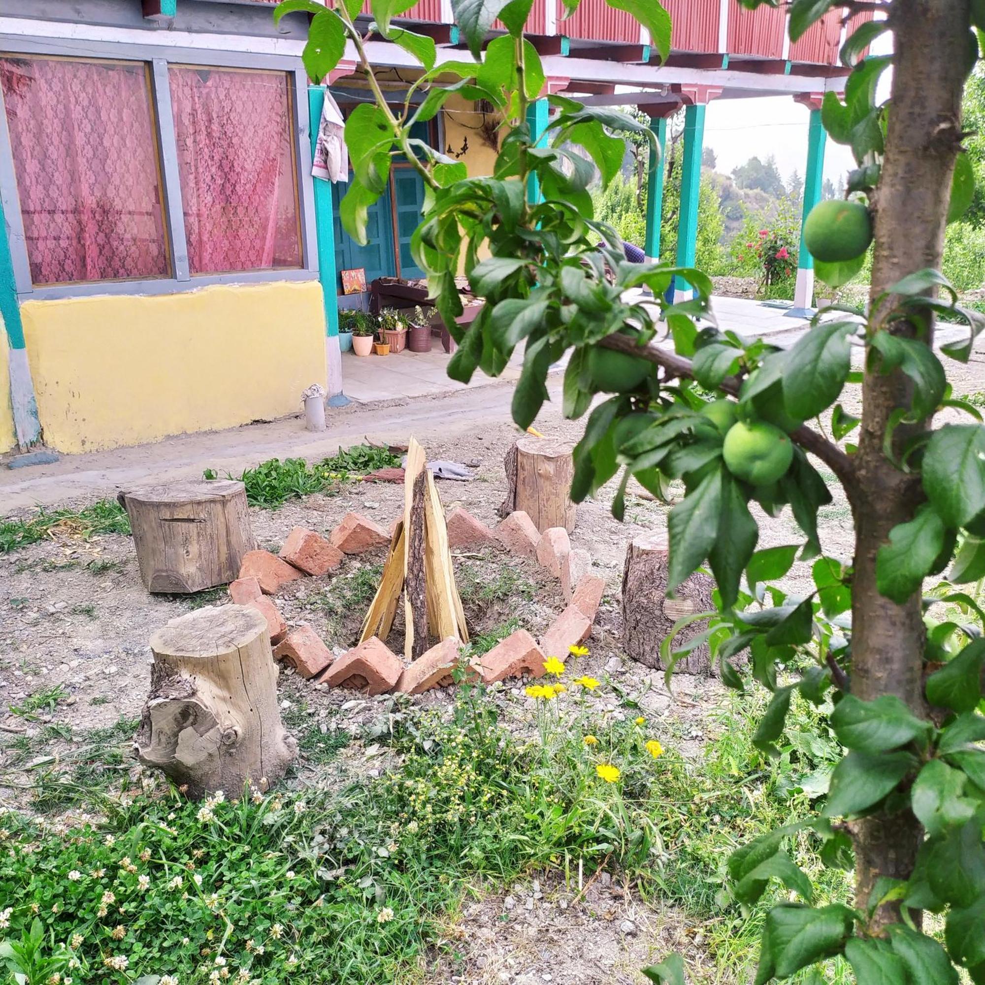 Mountain Eyrie Hotel Banjar Bagian luar foto